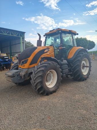 Trator Valtra T195 CVT ano 2018