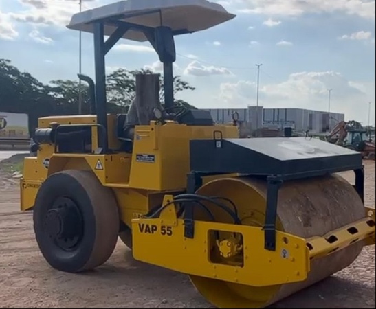 Rolo Compactador Müller VAP55 ano 1990