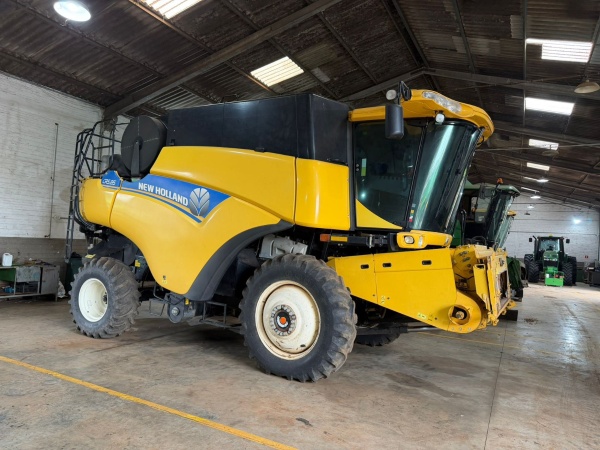 Colheitadeira New Holland CR 5.85 ano 2019