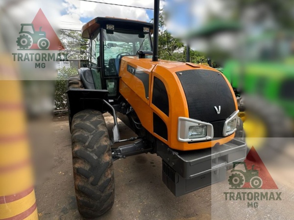 Trator Valtra BM125i ano 2012