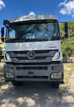Caminhão Mercedes Benz AXOR 4144 ano 2021