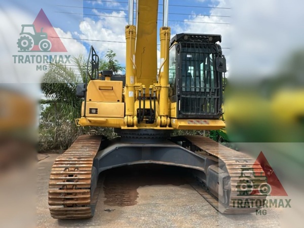 Escavadeira Komatsu PC500 ano 2022