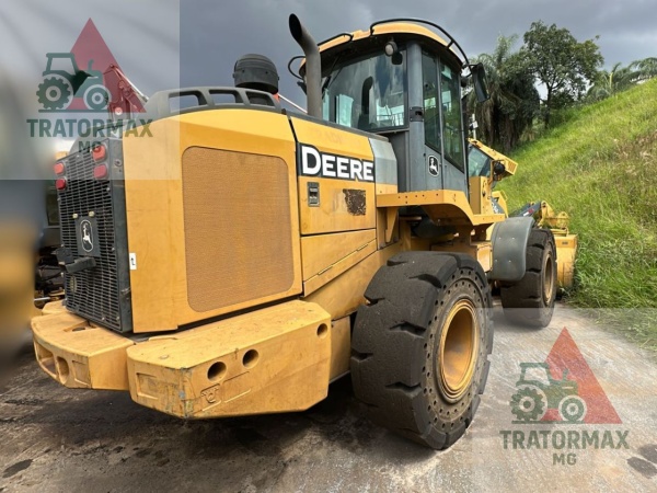 Pá Carregadeira John Deere 624K ano 2018