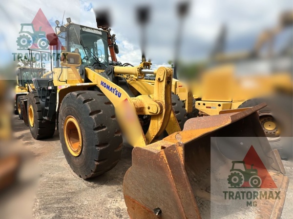 Pá Carregadeira Komatsu WA380 ano 2021