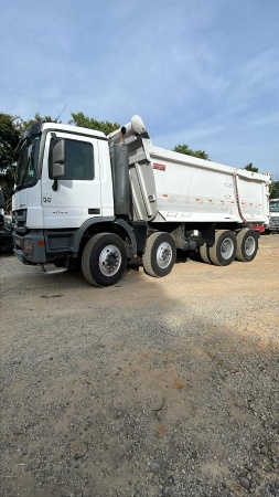 Caminhão Mercedes Benz Actros 4844 8X4 ano 2018