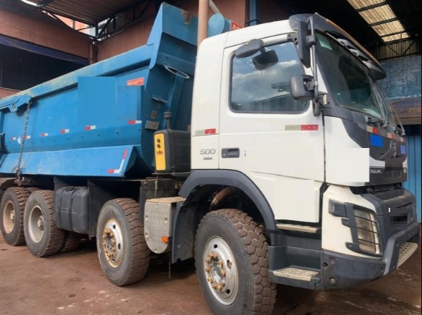 Caminhão Volvo FMX 500 ano 2021