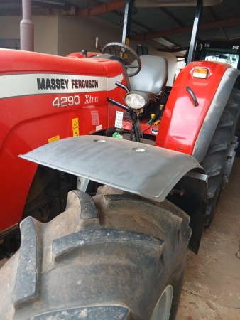 Trator Massey Ferguson 4290 Xtra ano 2021