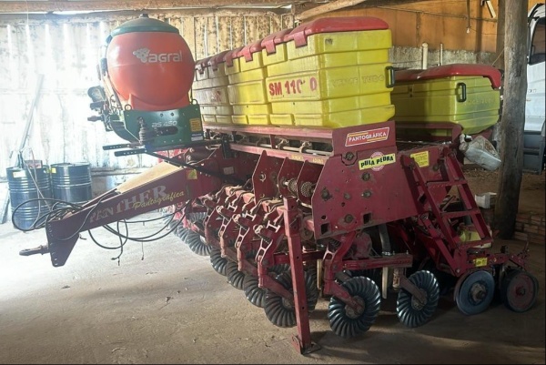 Plantadeira Vence Tudo Panther SM 11000 ano 2010