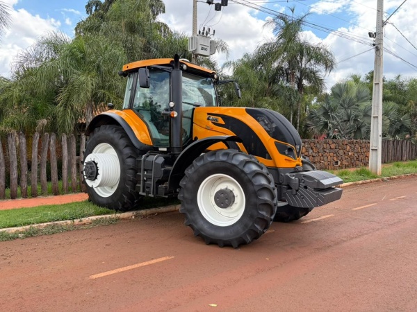Trator Valtra T250 CVT ano 2021