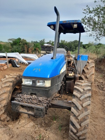 Trator New Holland TL 75E ano 2008