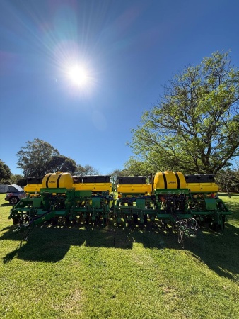 Plantadeira John Deere 1111 ano 2021
