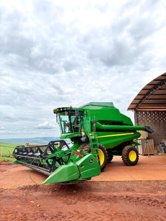 Colheitadeira John Deere S440 ano 2020