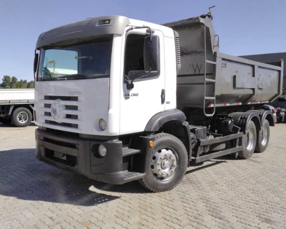 Caminhão Volkswagen 24.280 CRM 6X2 ano 2020
