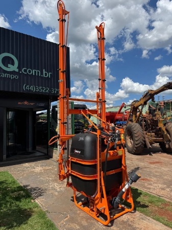 Pulverizador Jacto Condor 600