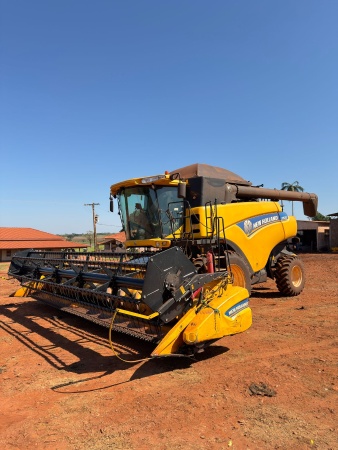 Colheitadeira New Holland CR 5.85 ano 2021