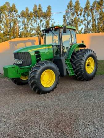Trator John Deere 6190J ano 2017
