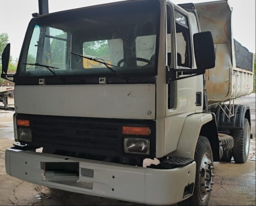 Caminhão Ford Cargo 1415 ano 1995