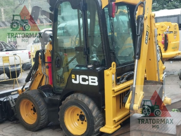 Mini Retroescavadeira JCB 1CX ano 2019