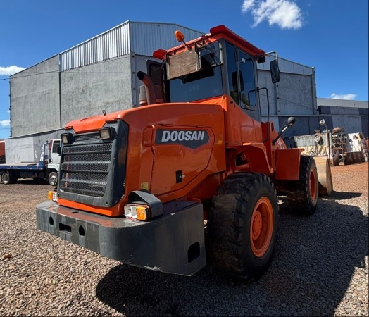 Pá Carregadeira Doosan SD200-3EX10 ano 2019