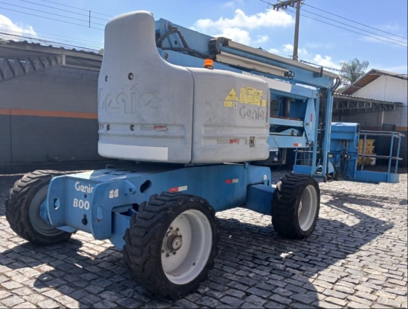 Plataforma Genie  Z-60/34 4x4 ano 2012
