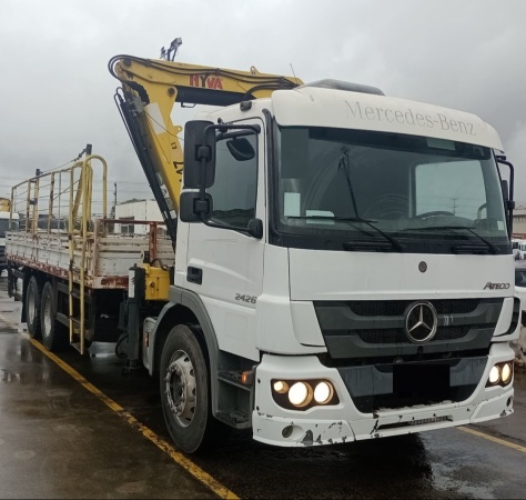 Caminhão Mercedes Benz Atego 2426 ano 2018