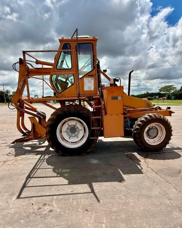 Trator Valtra BM 100 ano 2012 - BM 100 - Máquinas Agrícolas