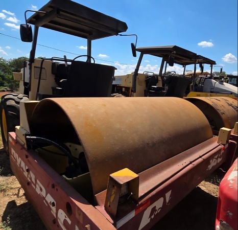 Rolo Compactador Dynapac CA25 ano 2006 - CA25 - Pavimentação e Infraestrutura
