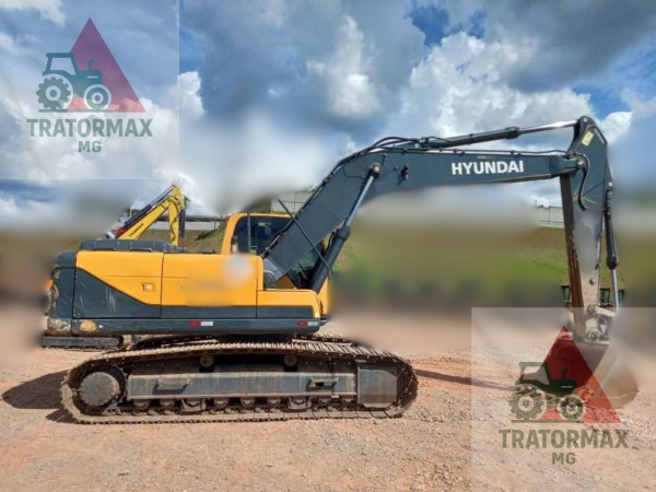 Escavadeira Hyundai R220 ano 2021