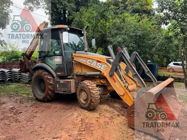 Retroescavadeira Case 580 N ano 2020 - 580 N - Máquinas de Linha Amarela
