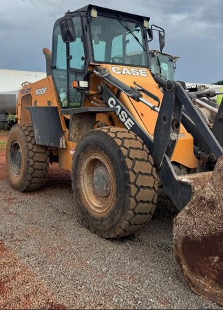 Pá Carregadeira Case W20F ano 2020