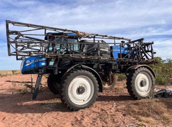 Pulverizador Autopropelido New Holland SP3500 ano 2013
