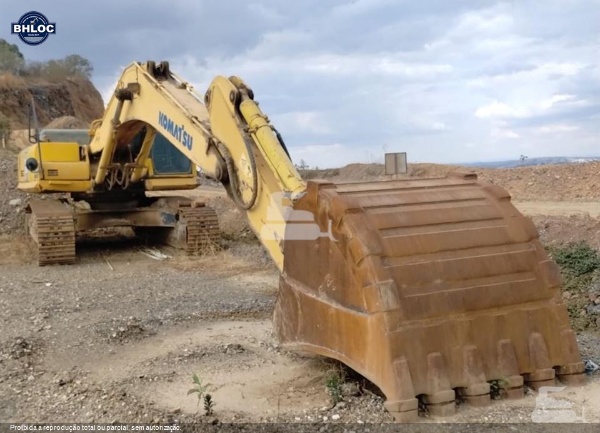 Escavadeira Komatsu PC350 ano 2013