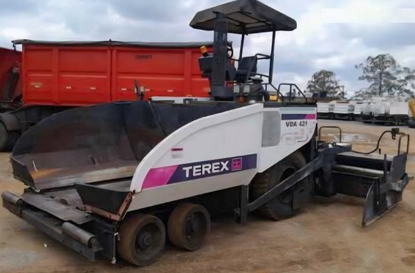 Vibroacabadora Terex VDA 421 ano 2005