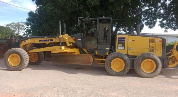Motoniveladora Komatsu GD655 ano 2023