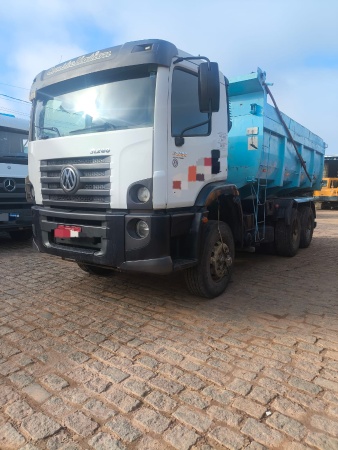 Caminhão Volkswagen 31-280 E ano 2014