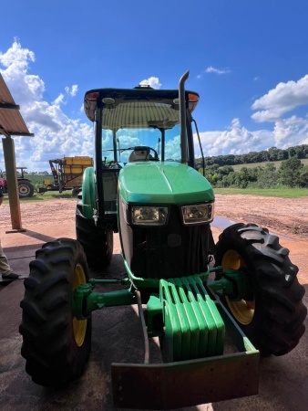 Trator John Deere 5078 E ano 2019 - 5078 E - Máquinas Agrícolas