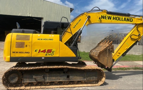 Escavadeira New Holland E145C EVO ano 2019