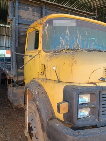 Caminhão Mercedes Benz 1513 ano 1985