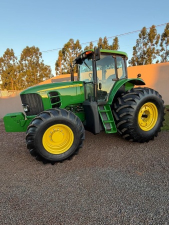 Trator John Deere 6190J ano 2017