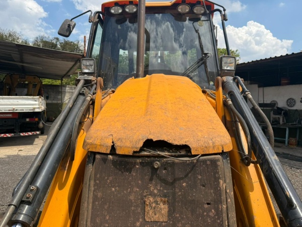 Retroescavadeira JCB 3CX ano 2023 - 3CX - Máquinas de Linha Amarela