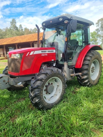 Trator Massey Ferguson MF 4275 ano 2014 - MF 4275 - Máquinas Agrícolas