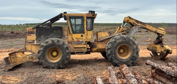 Skidder Tigercat 630E ano 2012