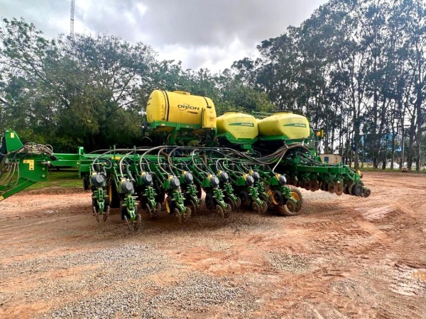 Plantadeira John Deere DB 50 ano 2020