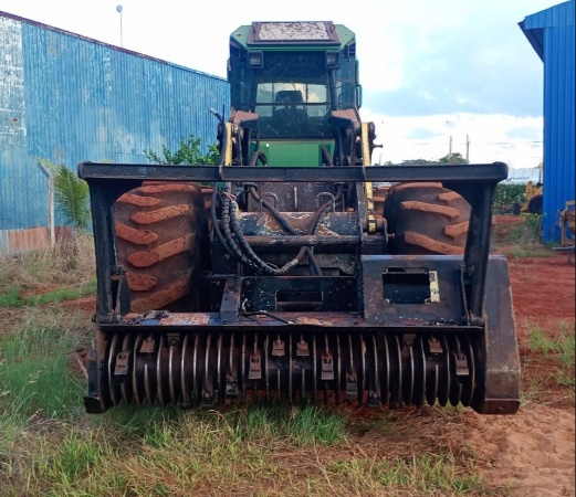 Feller Buncher John Deere 643K ano 2016