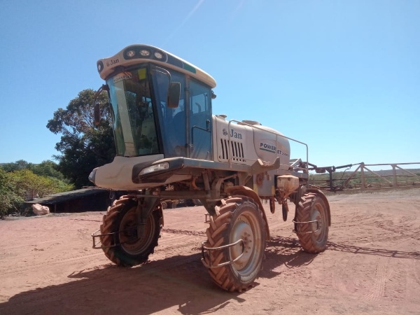 Pulverizador Autopropelido Jan power jet 2500 ano 2012