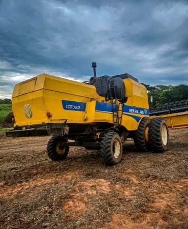 Colheitadeira New Holland TC 5090   ano 2018