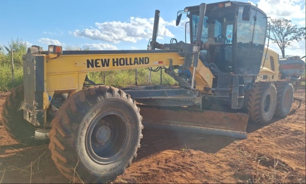 Motoniveladora New Holland RG140B ano 2019