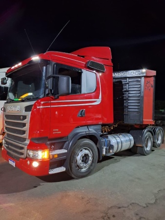 Caminhão Scania R440 ano 2013