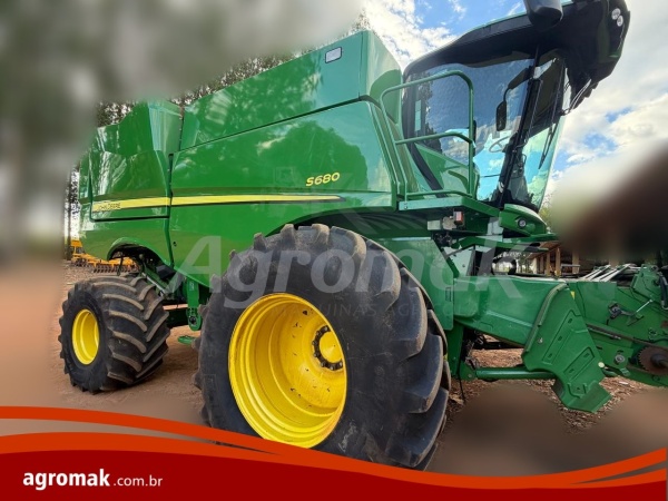Colheitadeira John Deere S680 ano 2018