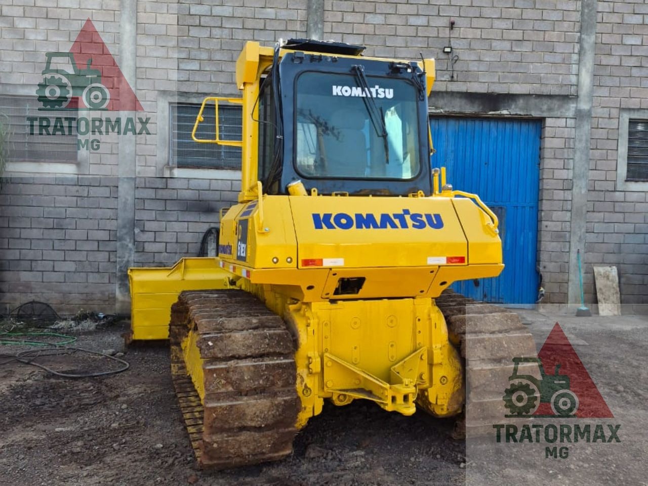 Trator de Esteira Komatsu D61-EX ano 2012